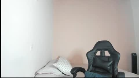 Snapshot of nina_pons chatting on February 2026 08:03:02 PM Nina online show from February 2026 08:03:02 PM