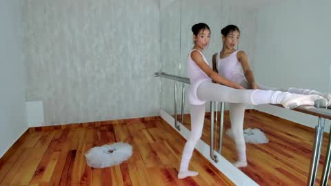 Natalia  FOLLOW ME ----  nathy po online show from January 2025 11:35:01 PM