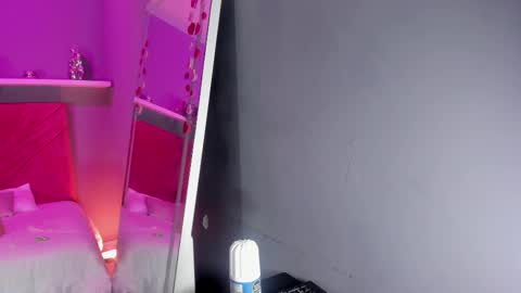 Nina online show from February 2026 10:38:01 AM