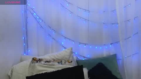 Snapshot of ninaa_fox chatting on March 2026 02:55:01 PM Ninaa fox online show from March 2026 02:55:01 PM