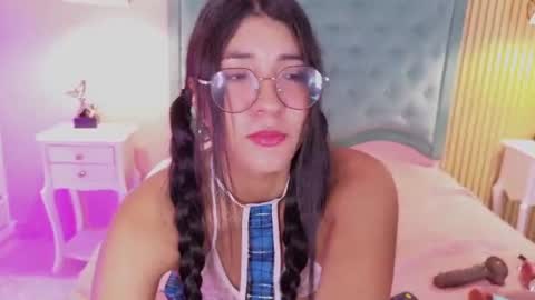 Nina  online show from June 2026 12:50:02 PM