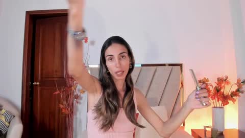 Nina online show from January 2025 03:07:02 PM