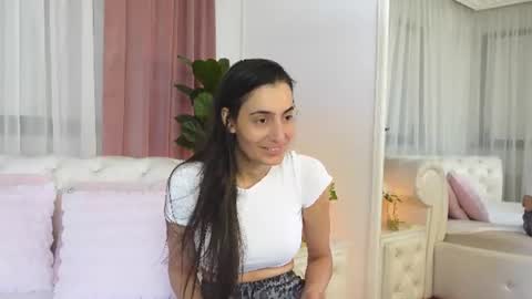 NinaCrystal online show from July 2026 09:05:01 AM