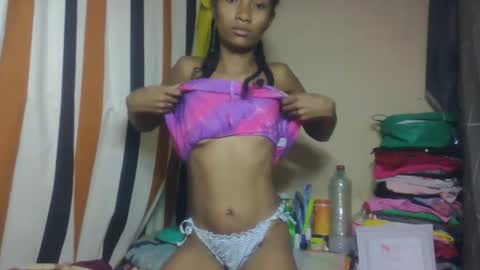 ninaeaa online show from April 2026 07:33:02 PM