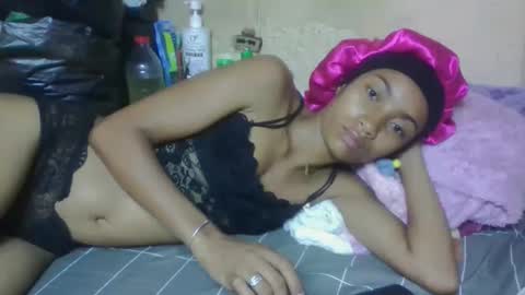 ninaeaa online show from April 2026 10:47:02 PM