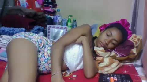 ninaeaa online show from May 2026 09:21:01 PM