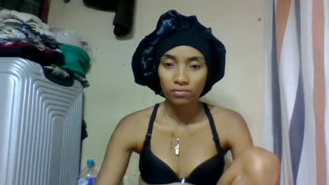 ninaeaa online show from June 2026 05:37:01 PM
