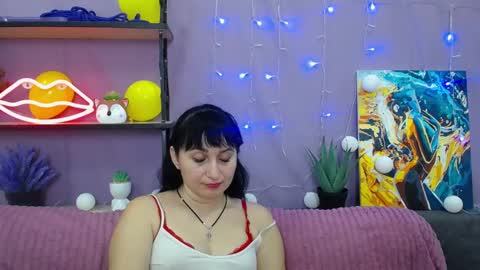 Snapshot of ninaflawlees chatting on January 2025 02:42:02 AM ninaflawlees online show from January 2025 02:42:02 AM