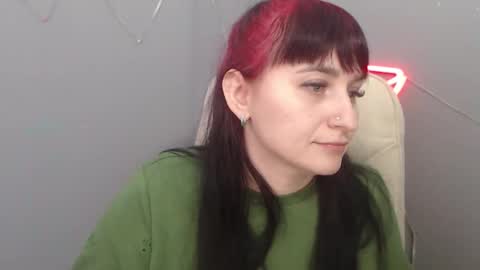 ninaflawlees online show from February 2026 01:22:01 PM