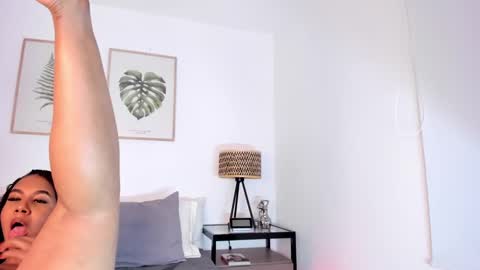 Snapshot of ninag0ld chatting on December 2024 06:45:01 AM Nina Sara online show from December 2024 06:45:01 AM