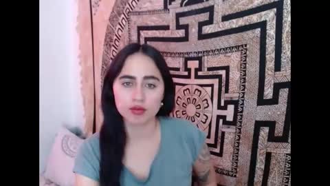 N I N A online show from January 2025 02:24:02 PM