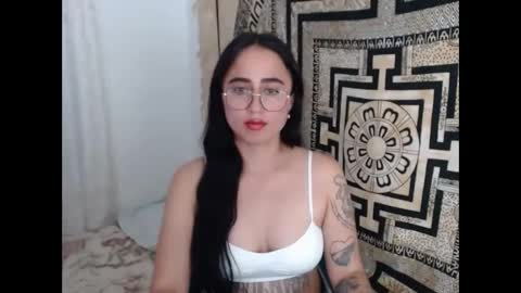 N I N A online show from January 2025 11:02:02 PM