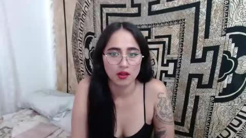 N I N A online show from February 2025 06:13:02 PM