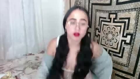 N I N A online show from February 2025 12:36:02 PM