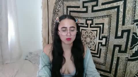 N I N A online show from March 2025 07:17:01 PM