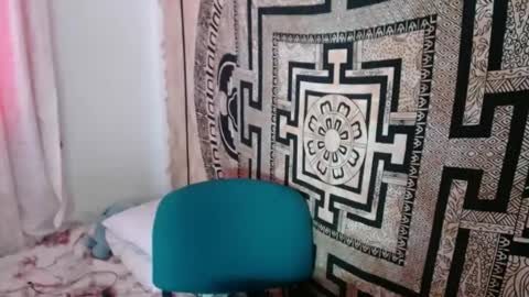 N I N A online show from September 2025 02:30:02 PM