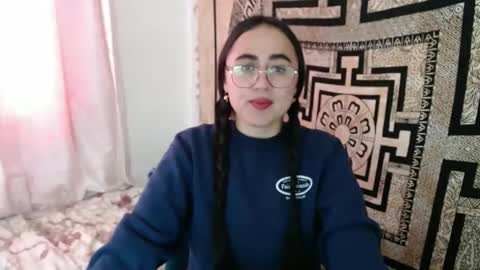 N I N A online show from September 2025 03:06:01 PM