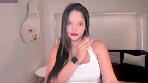  Nina  online show from March 2026 06:22:01 PM