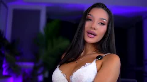 Ninna online show from June 2026 07:24:02 PM