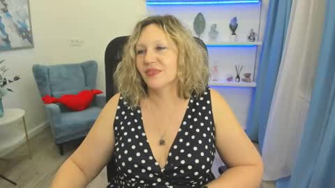 ninastarle online show from April 2026 05:30:01 PM