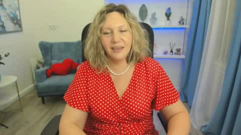 ninastarle online show from April 2026 11:38:01 AM