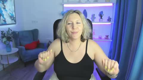 ninastarle online show from May 2026 11:39:01 AM