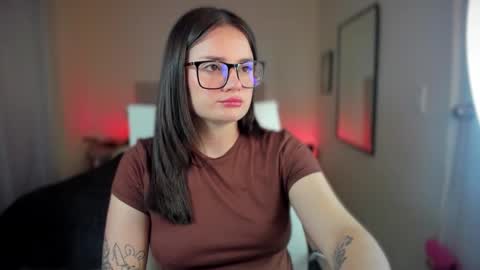 ninavolkov online show from December 2024 12:20:01 AM