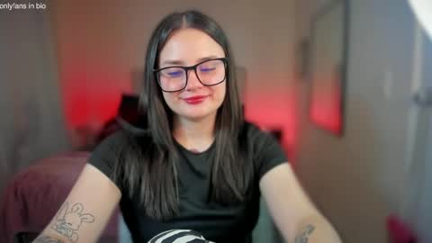 ninavolkov online show from February 2025 12:38:02 AM