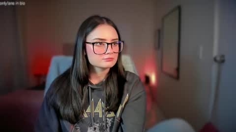 ninavolkov online show from March 2025 10:52:02 PM