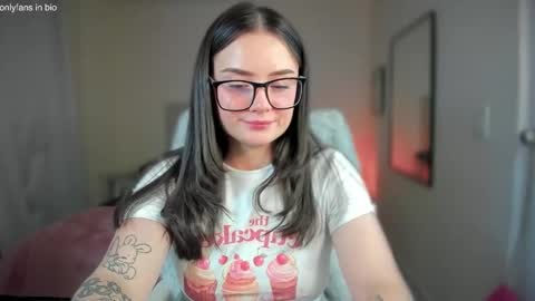 ninavolkov online show from March 2025 09:59:01 PM