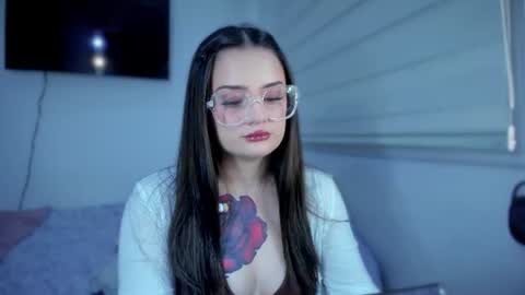 ninavolkov online show from June 2026 11:17:02 PM