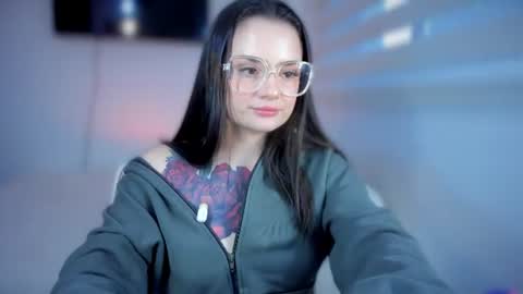 ninavolkov online show from July 2026 11:04:02 PM