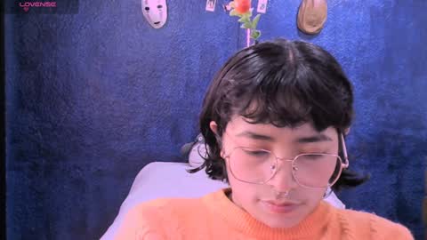 Snapshot of ninayellow chatting on December 2024 12:55:01 PM Nina online show from December 2024 12:55:01 PM