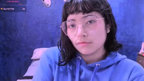 Snapshot of ninayellow chatting on February 2025 04:26:01 PM Nina online show from February 2025 04:26:01 PM