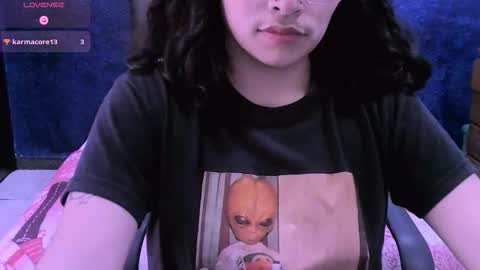 Snapshot of ninayellow chatting on October 2025 03:56:02 PM Nina online show from October 2025 03:56:02 PM