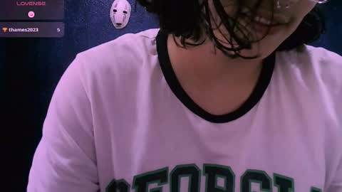 Snapshot of ninayellow chatting on December 2025 04:23:02 PM Nina online show from December 2025 04:23:02 PM