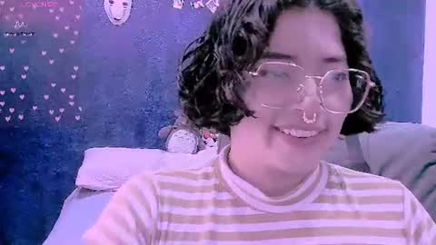 Snapshot of ninayellow chatting on August 2026 03:16:02 PM Nina online show from August 2026 03:16:02 PM