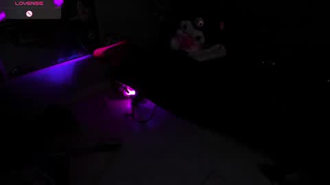NINI  online show from August 2026 01:42:01 AM