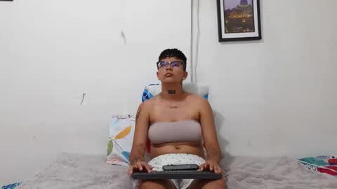 Snapshot of nini_smith chatting on April 2026 06:41:01 AM nini_smith online show from April 2026 06:41:01 AM