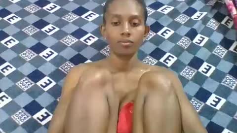 ninie246746 online show from February 2026 06:33:02 AM