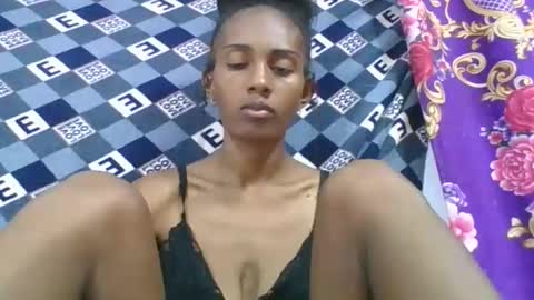 ninie246746 online show from February 2026 06:53:01 PM