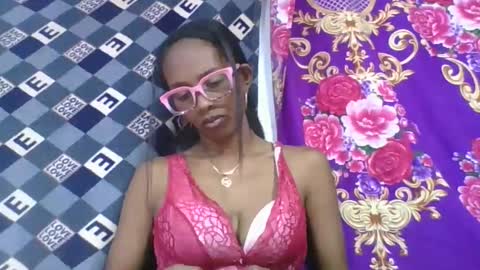 ninie246746 online show from April 2026 07:45:01 AM