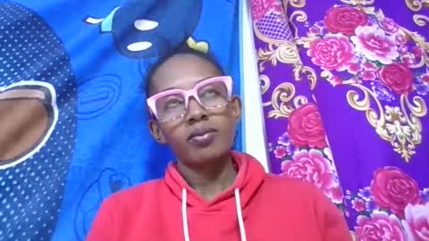 ninie246746 online show from May 2026 06:18:01 AM