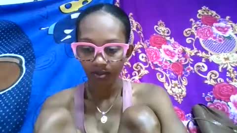 ninie246746 online show from May 2026 04:51:02 AM