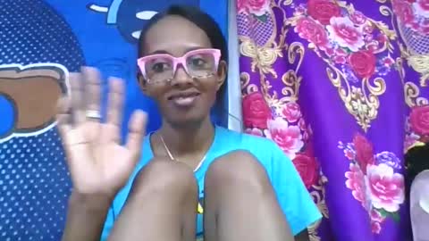 ninie246746 online show from May 2026 08:32:01 AM