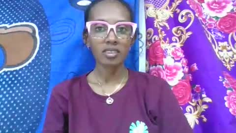 ninie246746 online show from June 2026 07:32:02 AM