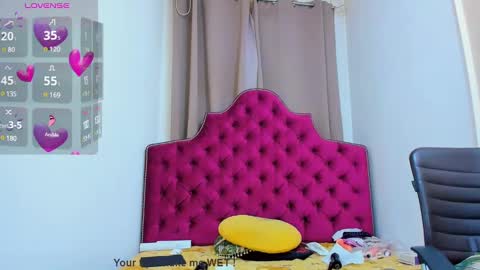 Snapshot of ninna_dee chatting on January 2025 04:22:02 AM nina dee online show from January 2025 04:22:02 AM