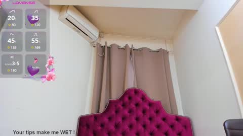 Snapshot of ninna_dee chatting on February 2025 04:52:02 AM nina dee online show from February 2025 04:52:02 AM