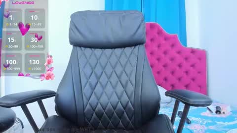 Snapshot of ninna_dee chatting on February 2025 10:50:01 AM nina dee online show from February 2025 10:50:01 AM