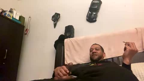 ninolindo919 online show from February 2026 02:32:01 AM